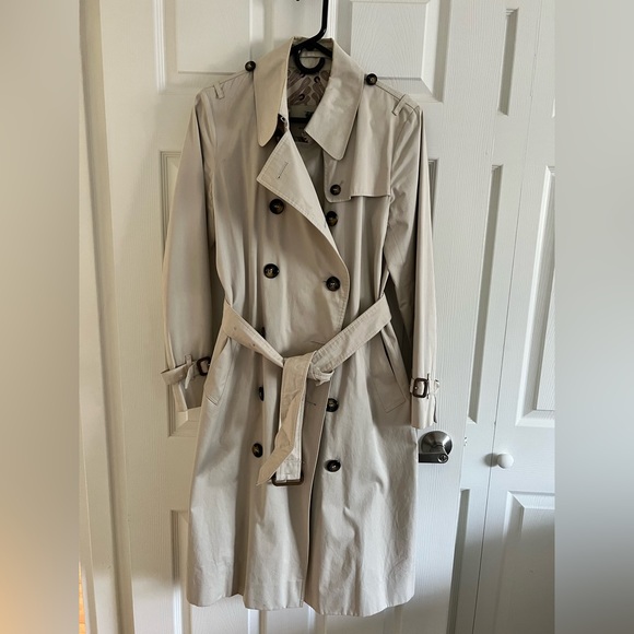 Vintage Burberry Trench Women’s US size 8